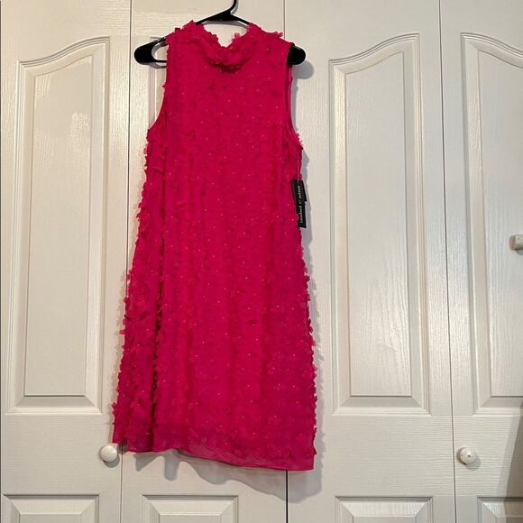 Isabel & Nina NWT Hot Pink Floral Textured Shift  spring/summer dress MSRP $89 - Picture 2 of 5